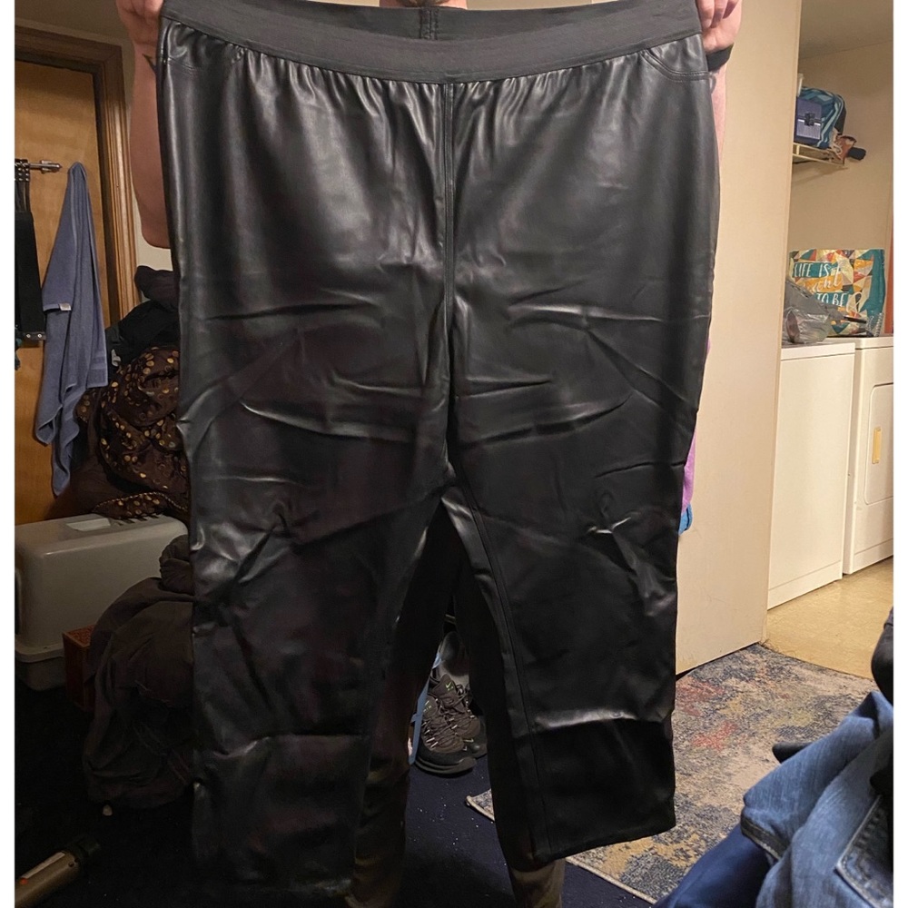 Leather black, stretch leggings! Like new! Never worn
